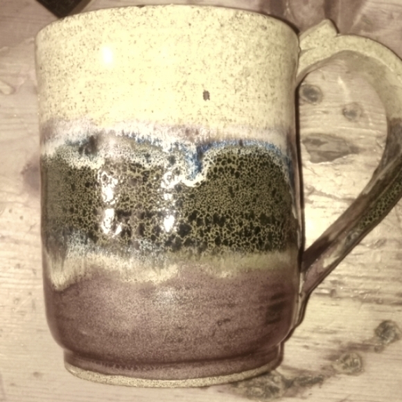 Handmade Studio Pottery Mug . This Meeting is 🐂BS engraved on Bottom - Picture 2 of 4